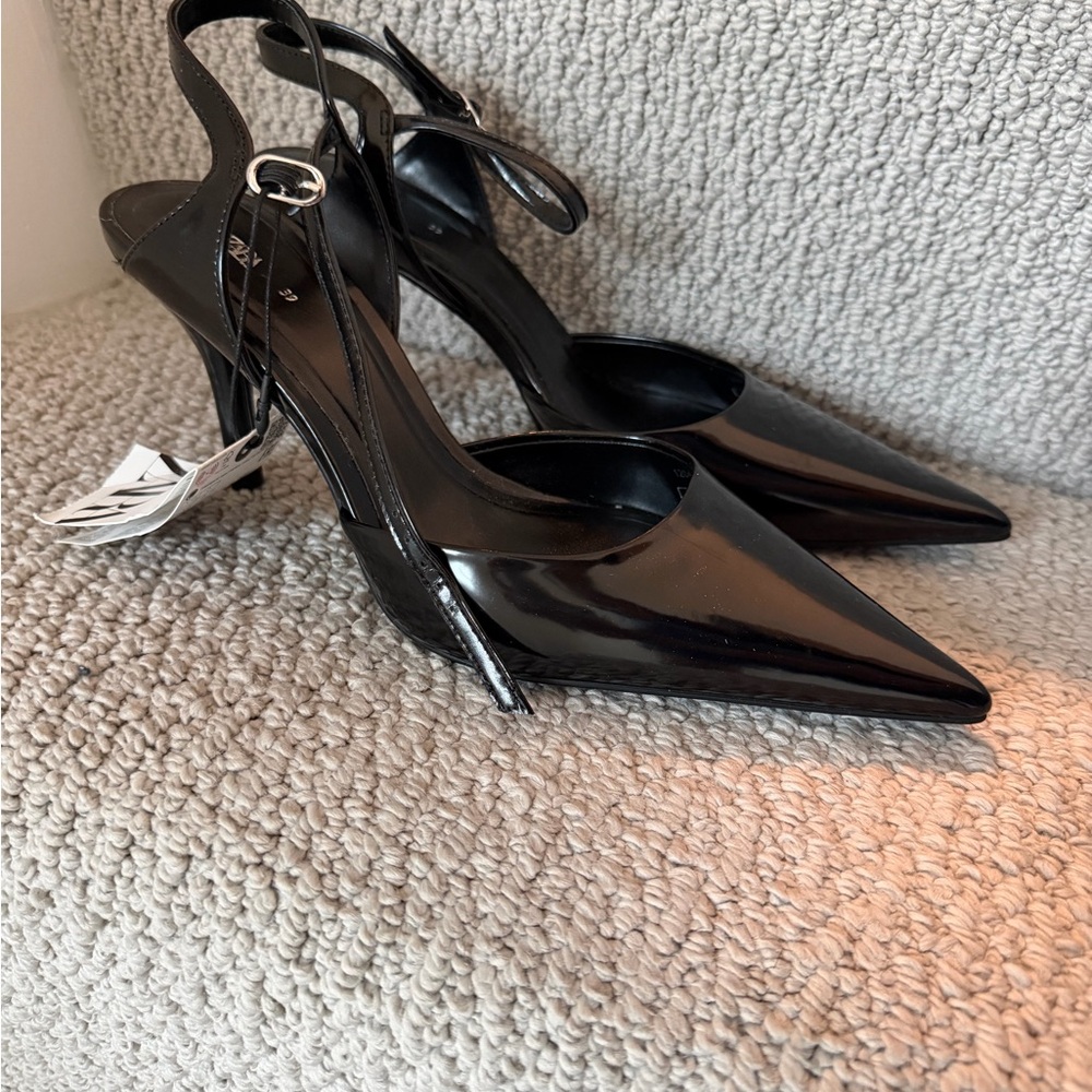Brand new zara heels